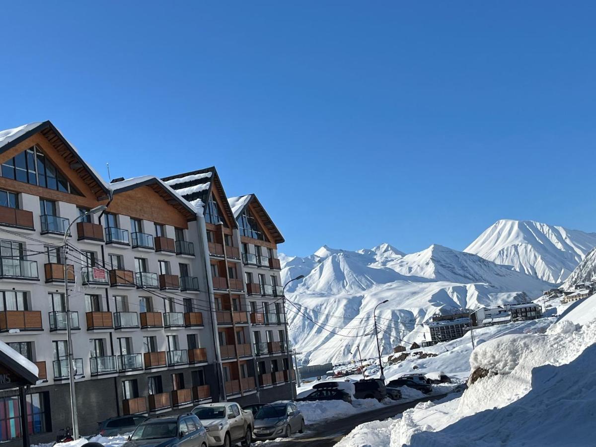 Twins Apartment Delux 2, New Gudauri Luaran gambar